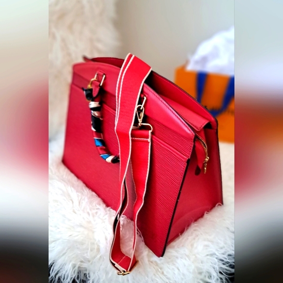 Louis Vuitton Riviera Red EPI tote Authentic